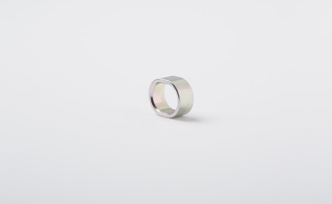 楕円形状冷間鍛造品（高精度品）