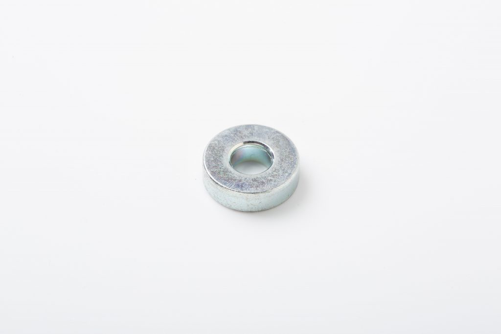 ＳＷＣＨ材冷間鍛造品（自動車用エアコン部品）